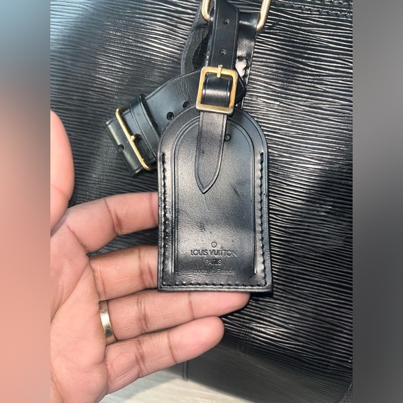 Louis Vuitton Epi Leather Keep-All - Picture 8 of 15